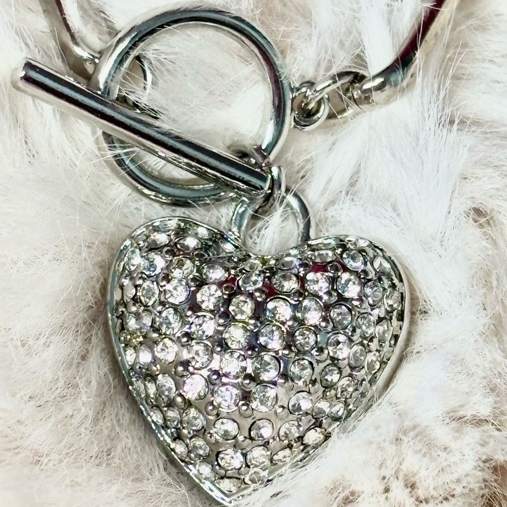 Urban Outfitters Rhinestone Crystal Heart Necklace - Picture 5 of 11